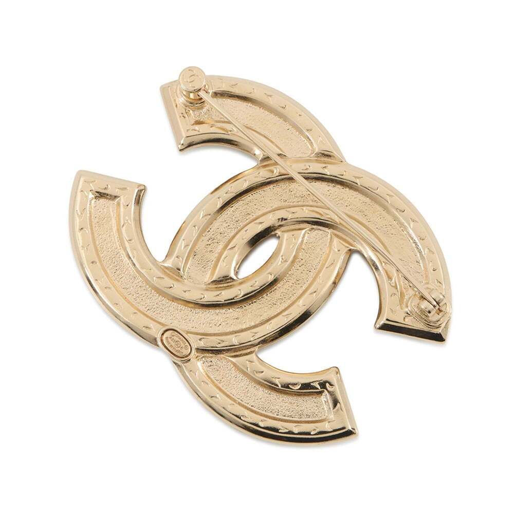 CHANEL Authentic Gold Logo Brooch - Picture 3 of 10